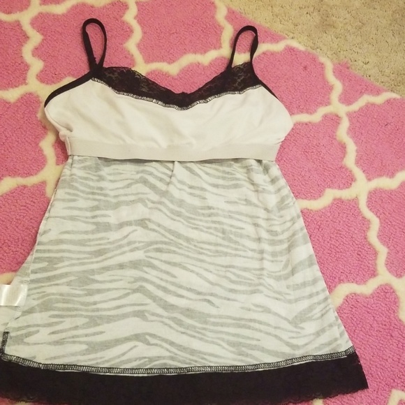 Zebra lace tank top - Picture 3 of 3